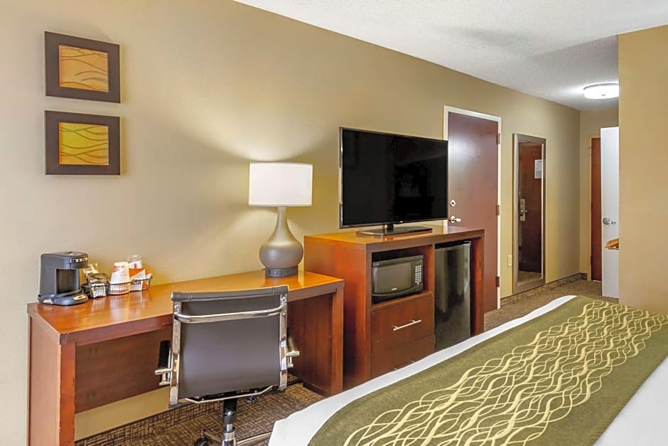 Comfort Inn Apex - Holly Springs