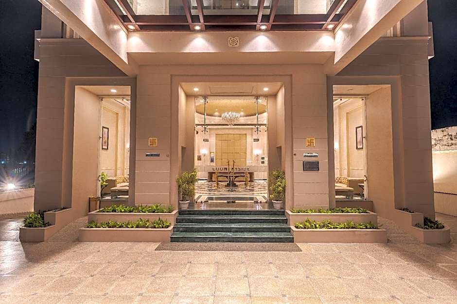 Hotel Blue Saphire Countryside Haldwani