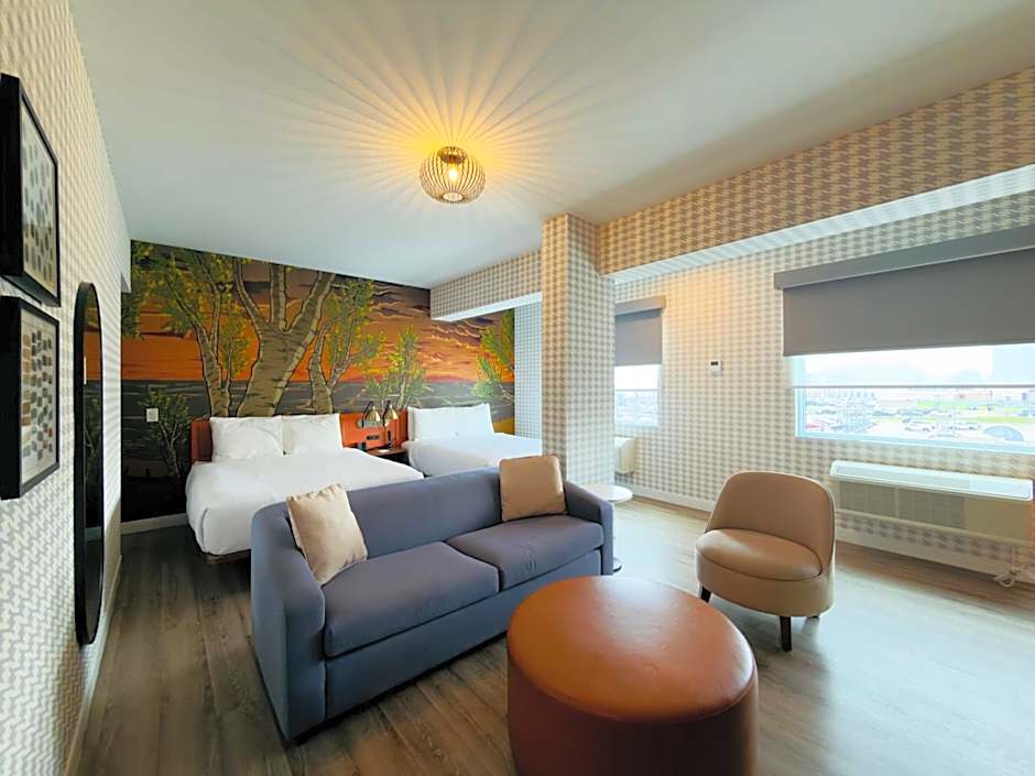 Quality Inn & Suites Thunder Bay Downtown