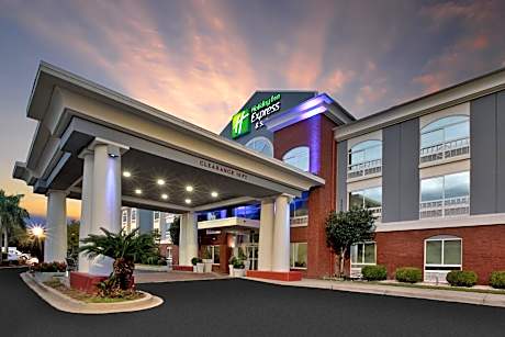 Holiday Inn Express Hotel & Suites - Sumter By IHG