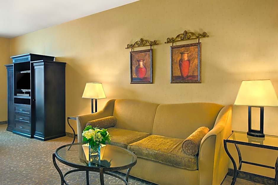 Oxford Suites Boise