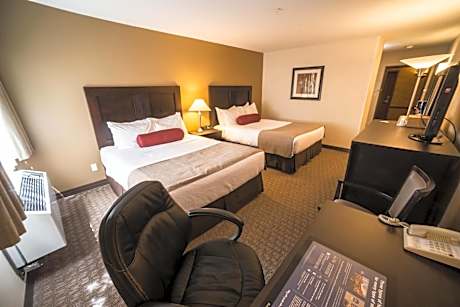 2 Queen Beds Non-Smoking Faces Out Microwave And Refrigerator Wi-Fi