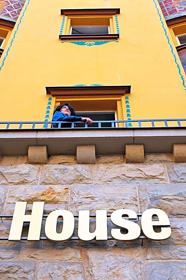 Amstel House Hostel