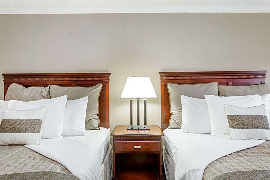 Days Inn by Wyndham Destin