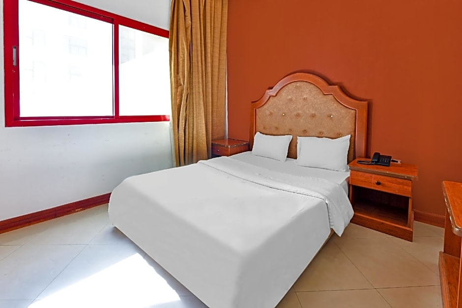 OYO 118 Revira Hotel