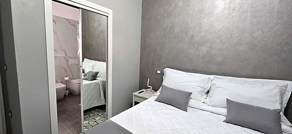 HOTEL PARADISO