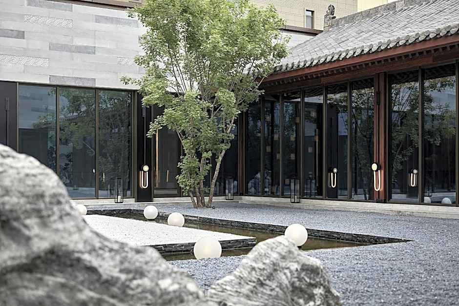 Ramada by Wyndham Luoyang Downtown