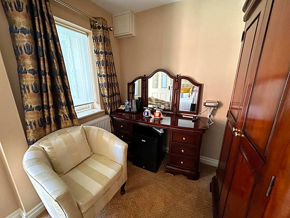 Chester Court Hotel