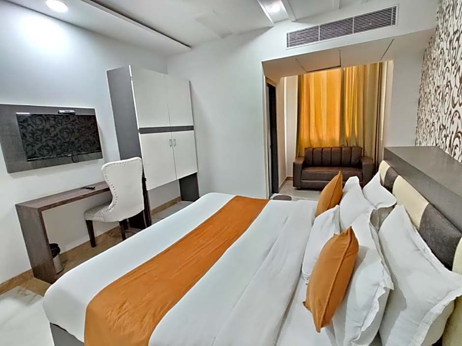 Goroomgo A star Amritsar