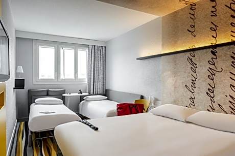 Quadruple Room with One Double Bed and Sofa Bed
