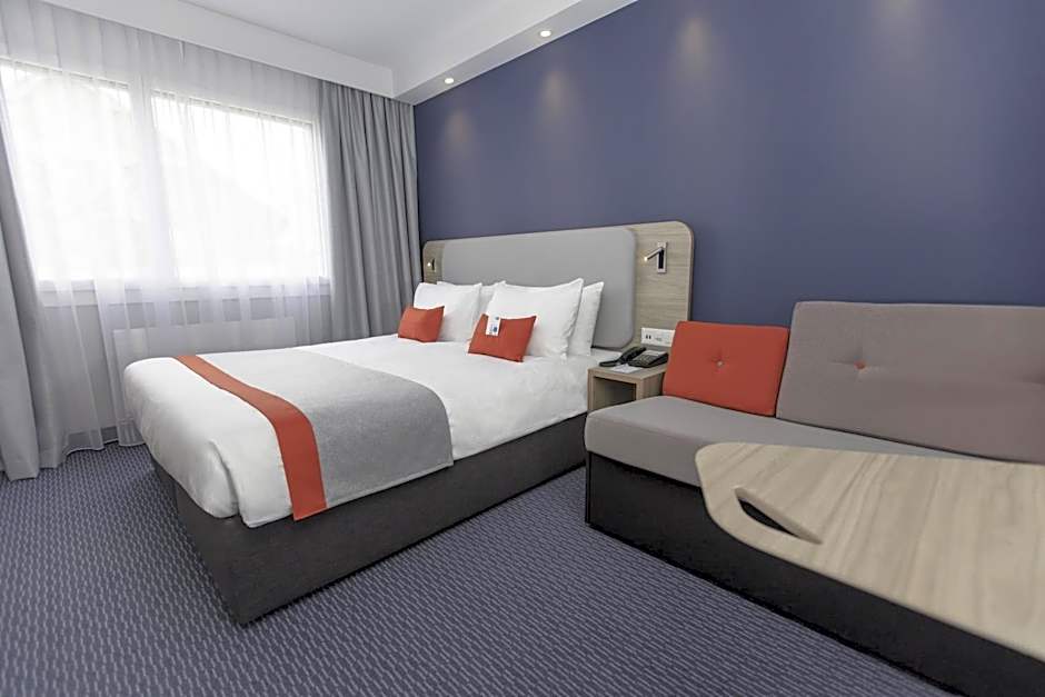 Holiday Inn Express Luzern-Neuenkirch By IHG