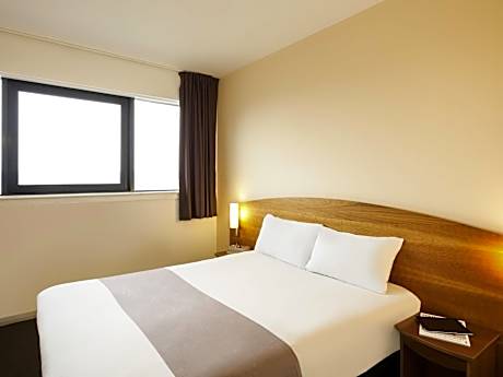 Family Room with 1 Double Bed and 1 Sofa Bed