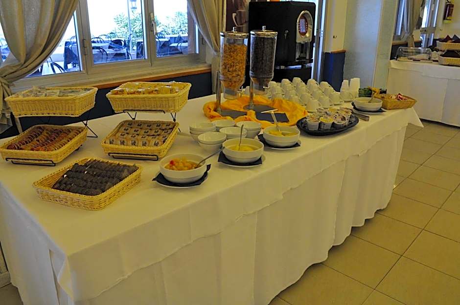 Hotel Ristorante La Scogliera - NUOVA GESTIONE