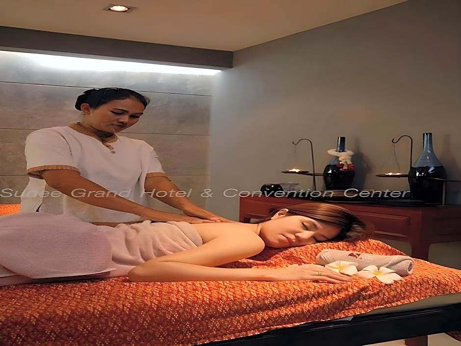 Sunee Grand Hotel&Convention Center