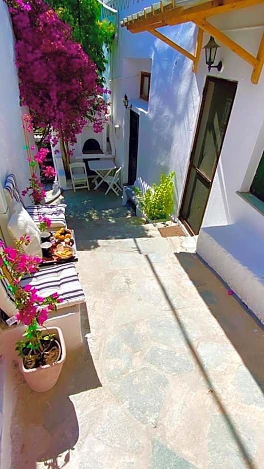 Babatseratsi skyrian studio 1