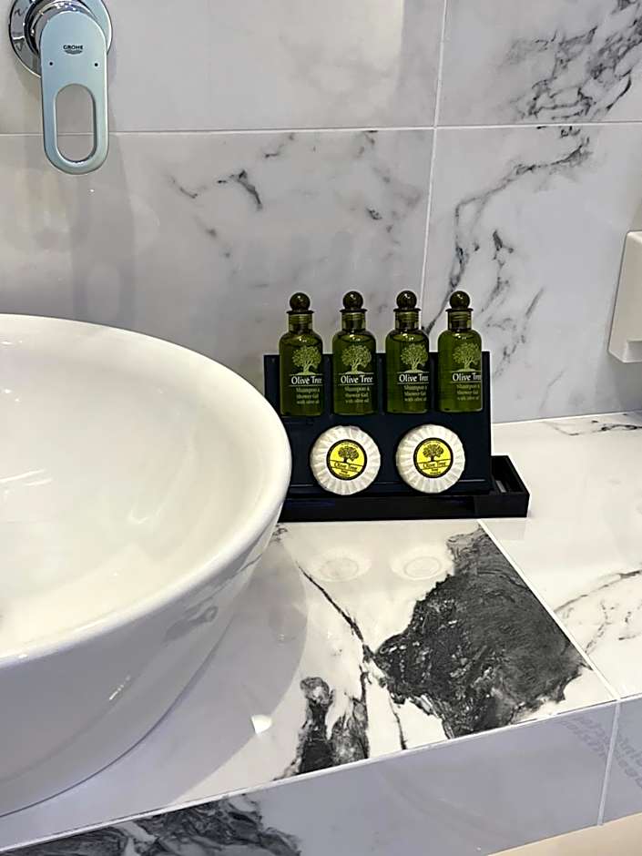 Anastasia Boutique Suites -Adults only & kids 12 plus