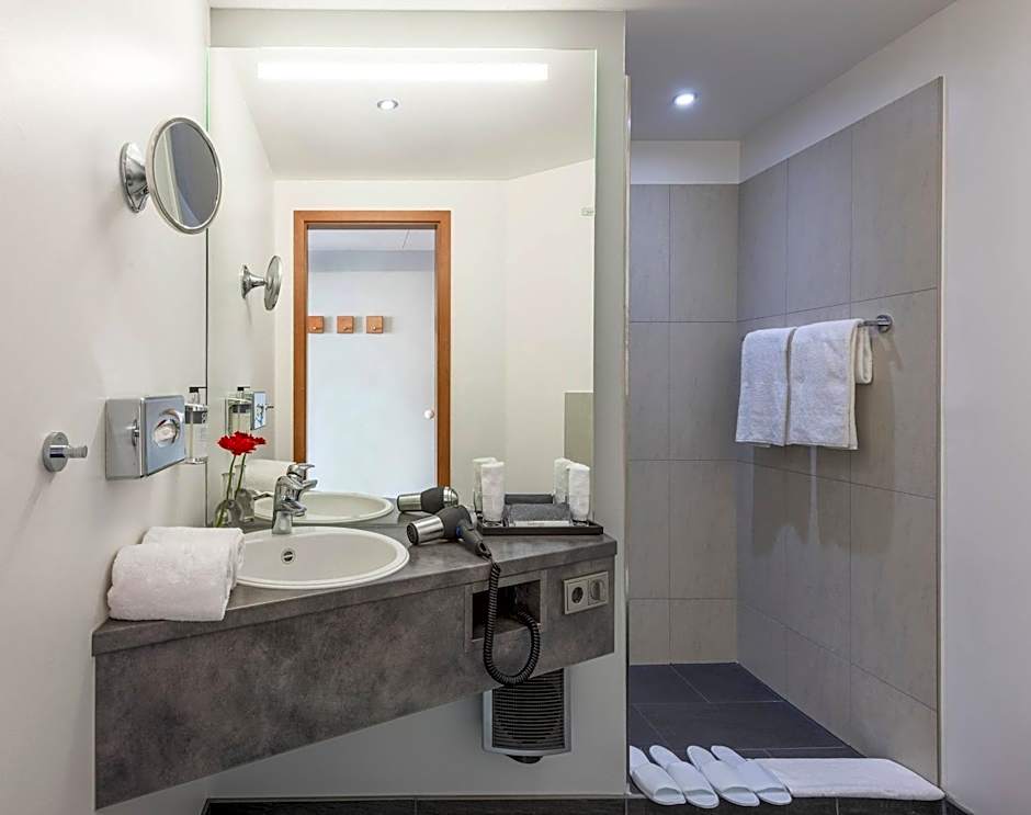 Hotel Wolfsburg Centrum Affiliated by Melia