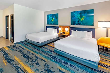 Queen Room with Two Queen Beds and Roll-In Shower - Mobility/Hearing Accessible - Non-Smoking