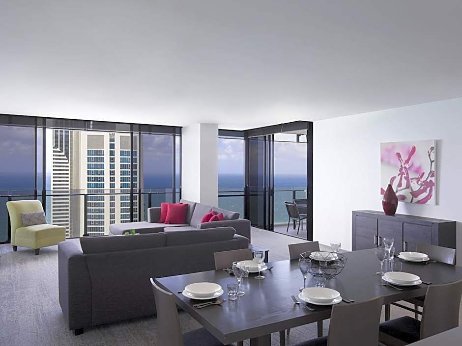 Mantra Circle on Cavill Surfers Paradise