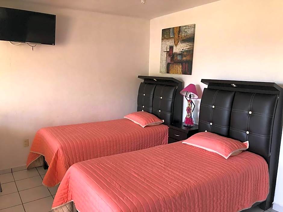HOTEL LAS FUENTES