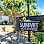Summit Motor Lodge