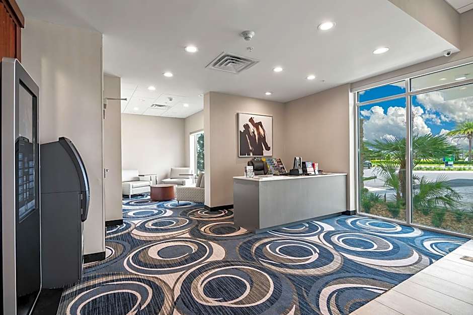 Holiday Inn Express Orlando - Lake Buena Vista Area By IHG