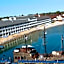 Hamilton Inn Select Beachfront Mackinaw City
