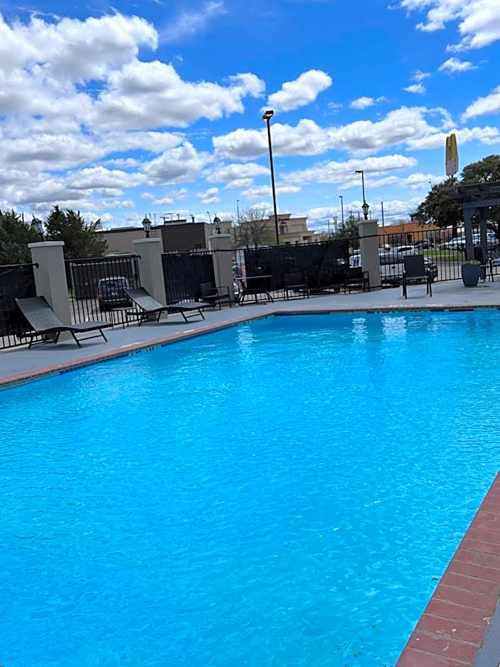 La Quinta Inn & Suites by Wyndham Brownwood