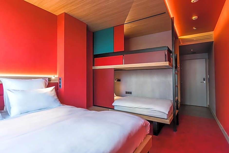 YOOMA Urban Lodge