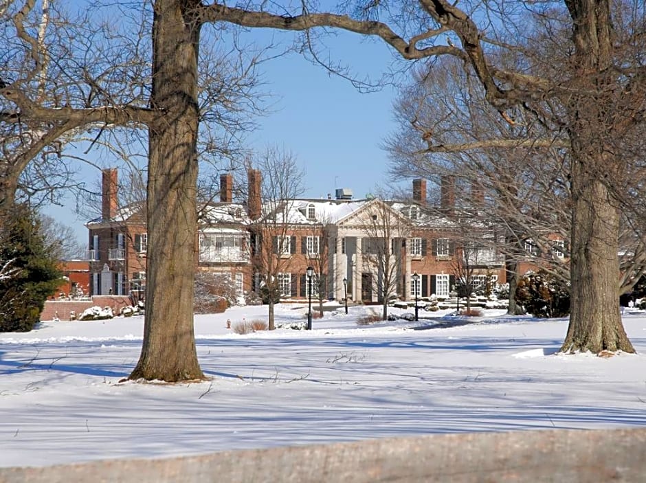 Glen Cove Mansion Hotel & Conference Center