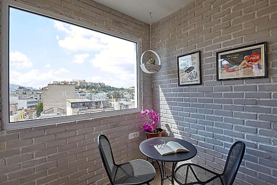 toStay-Unique apartment hotel in Athens center!