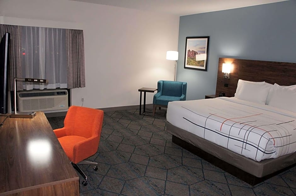 La Quinta Inn & Suites by Wyndham Littleton/Red Rocks