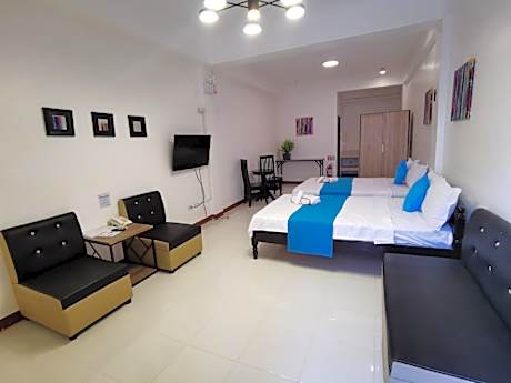 Deluxe Studio