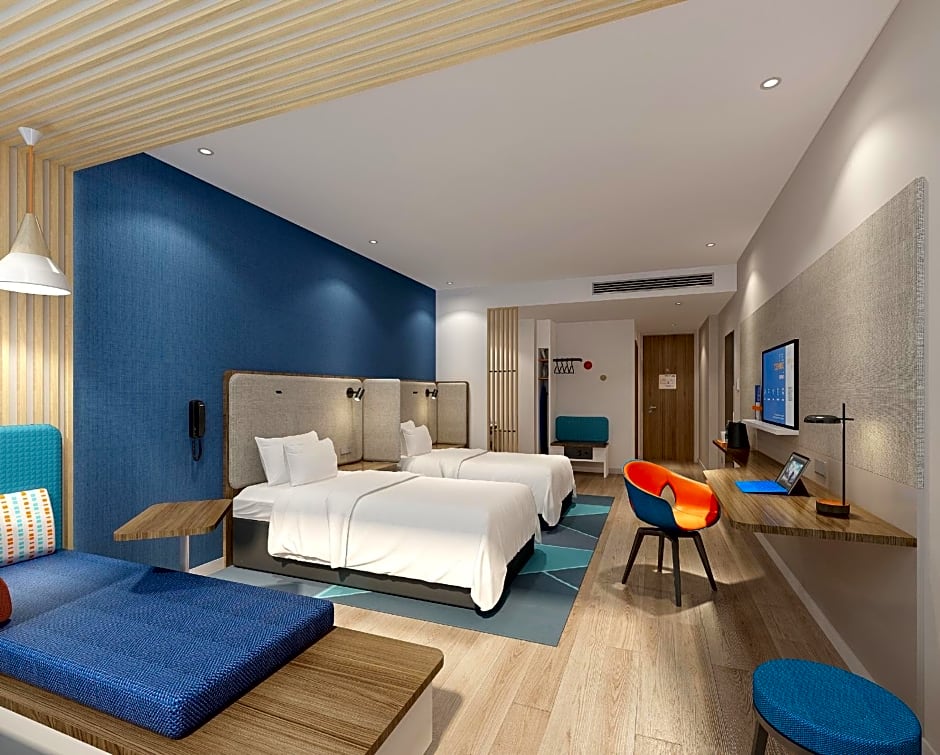 Holiday Inn Express Pinghu, an IHG Hotel