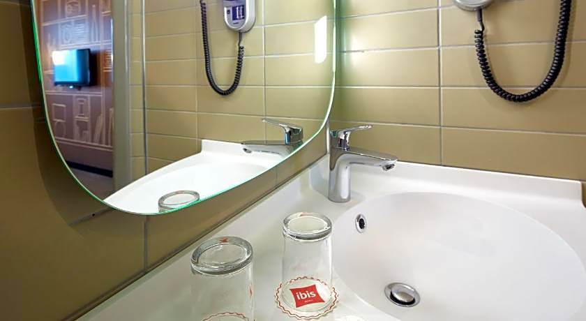 ibis Istanbul West