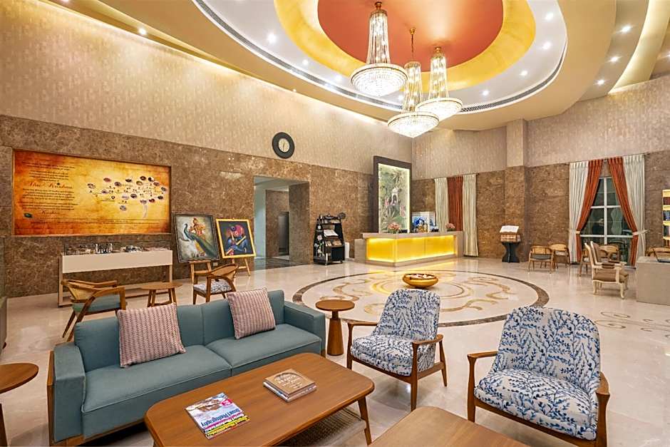 Nidhivan Sarovar Portico