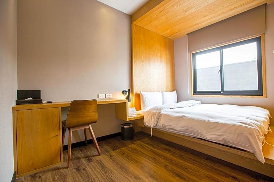 Easylazy Inn