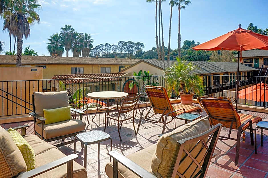 Brisas Del Mar Inn at the Beach
