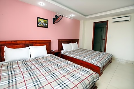 Family Room (4 Adults)