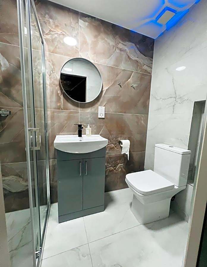 Paragraph Palmers Green - Tottenham Stadium