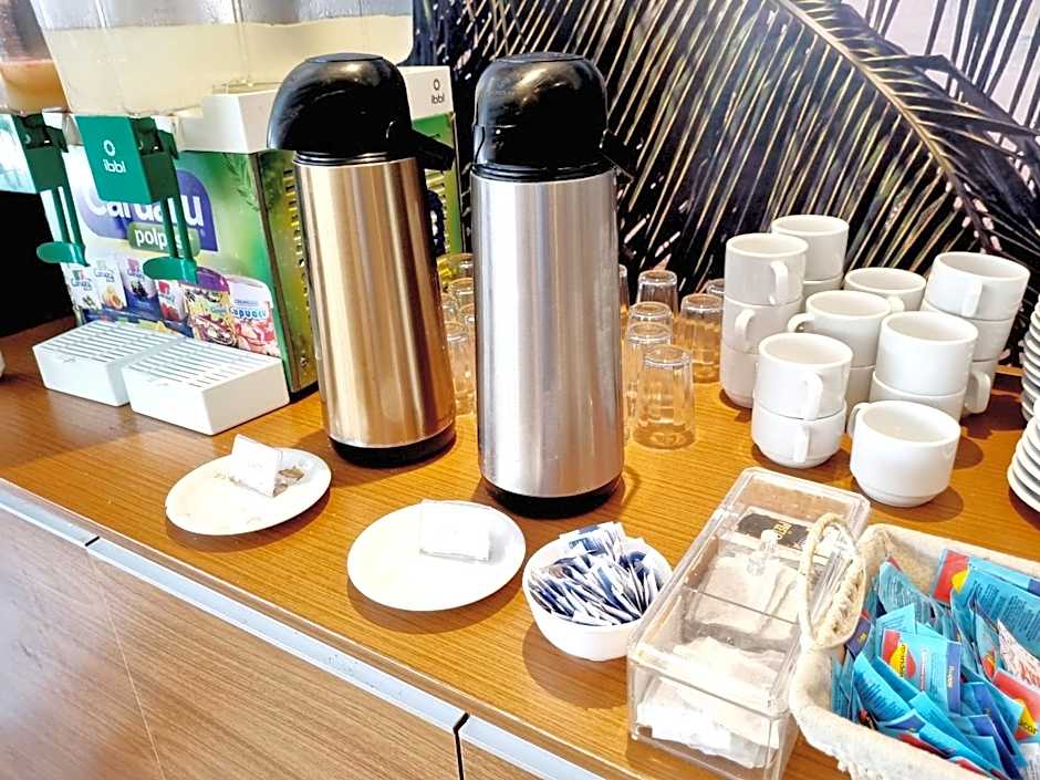 Flat em Muro Alto - Porto de Galinhas - MANA D306 - By Anfitrião Legal