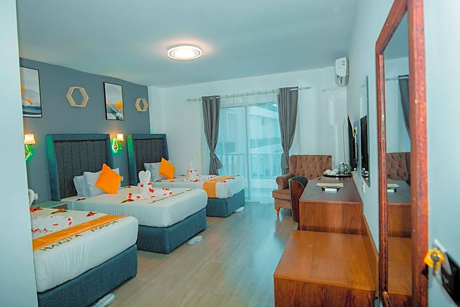 Golden Hotel