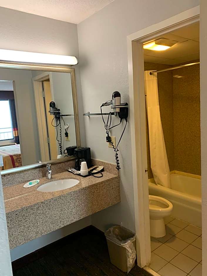 Pigeon Forge Parkway Inn