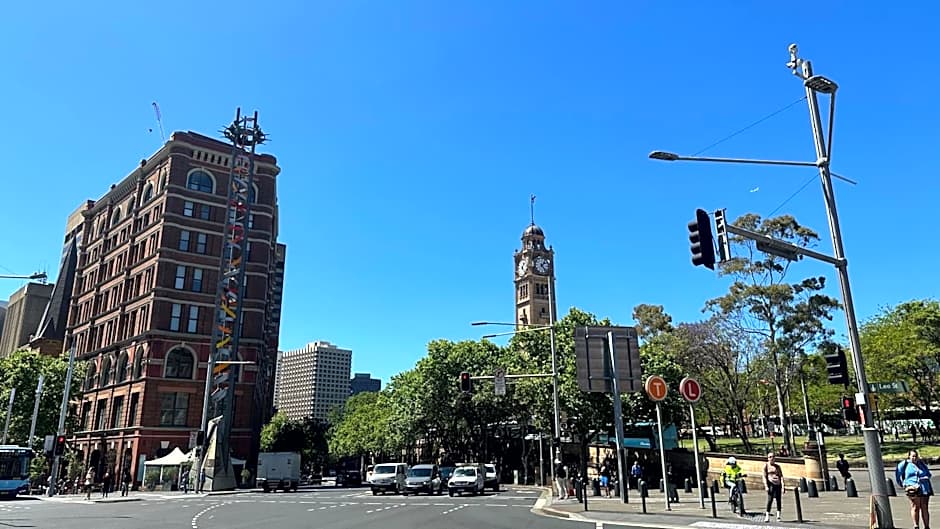 Sydney RiseOn Hotel