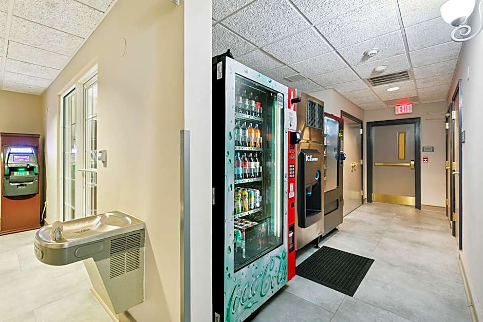 Country Inn & Suites by Radisson, Covington, LA