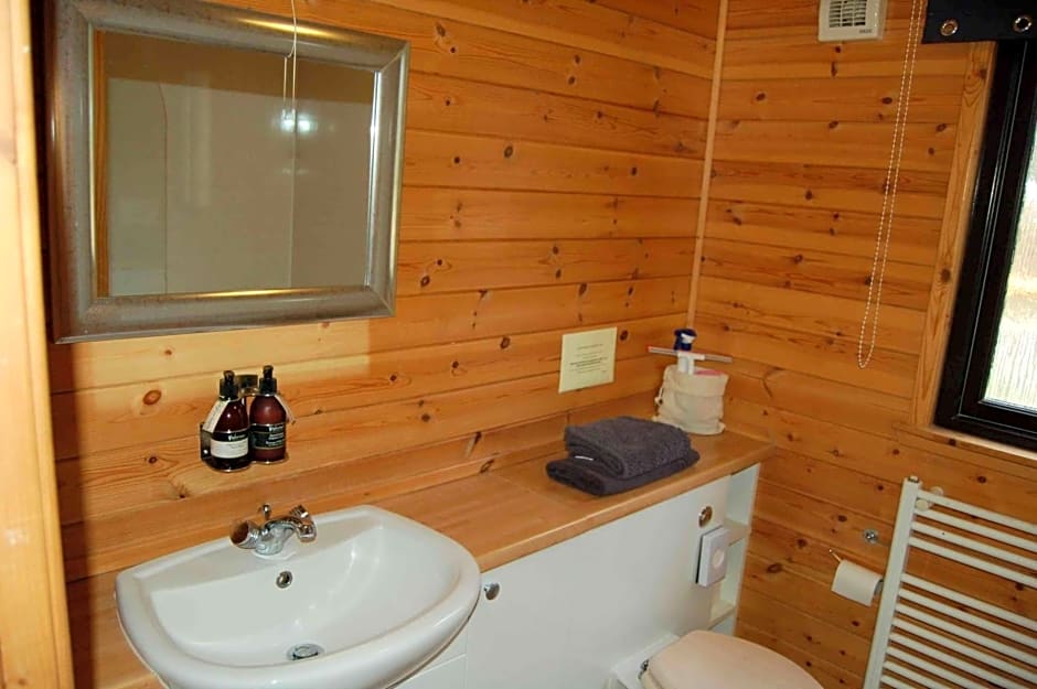 Luxury woodland Oak Lodge