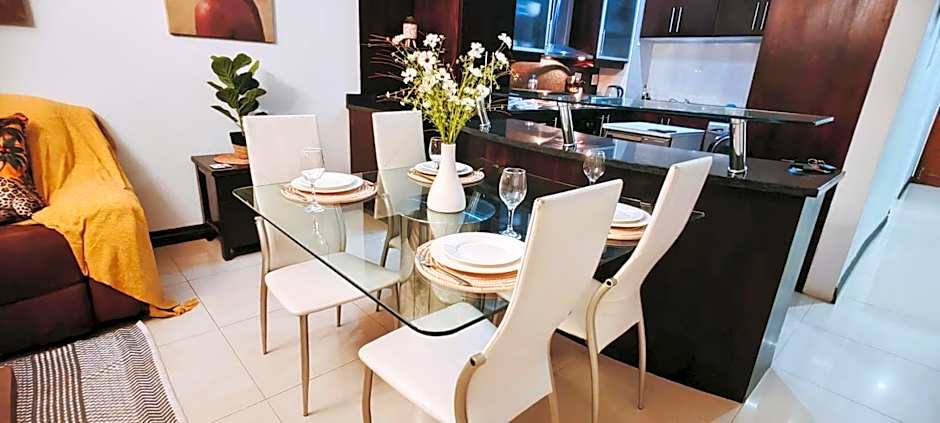 Gateway Oceans - 2 Adults & 4 Children ONLY - Families or 1 Couple only - No parties