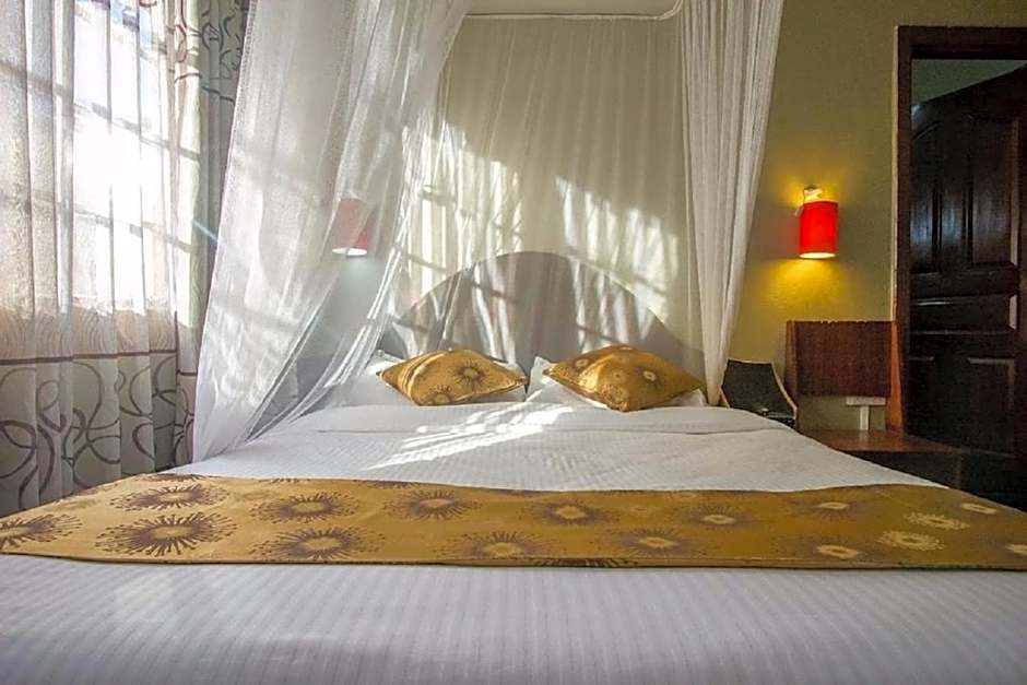 Hotel Embassy