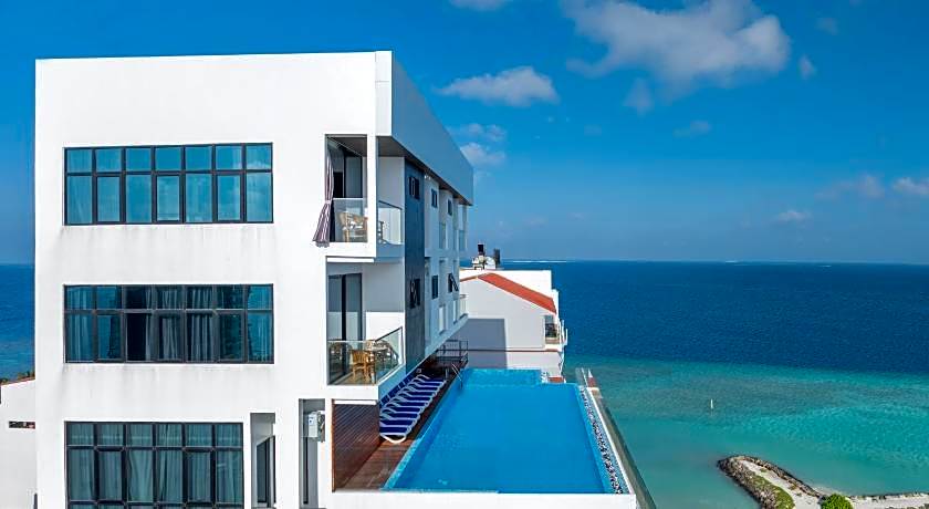 Arena Beach Hotel