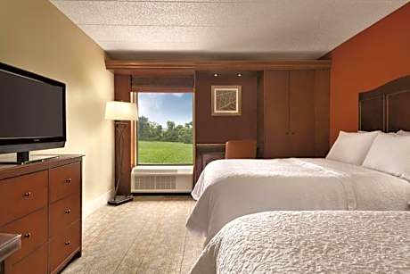 Two Queen Beds
